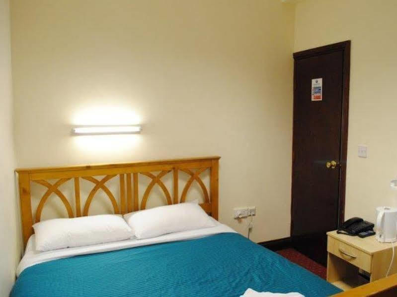 Hotel Olympia London