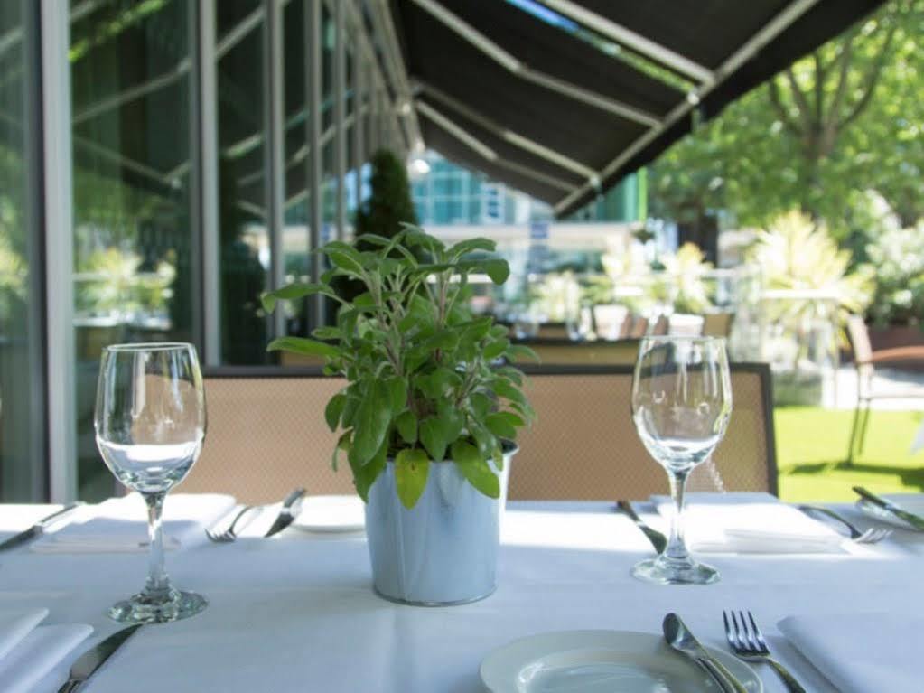 Clayton Chiswick London