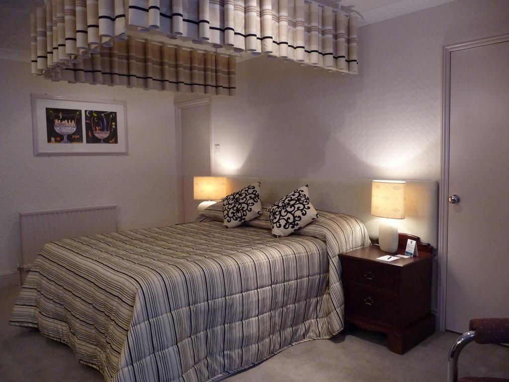 The Harrow Hotel Londres