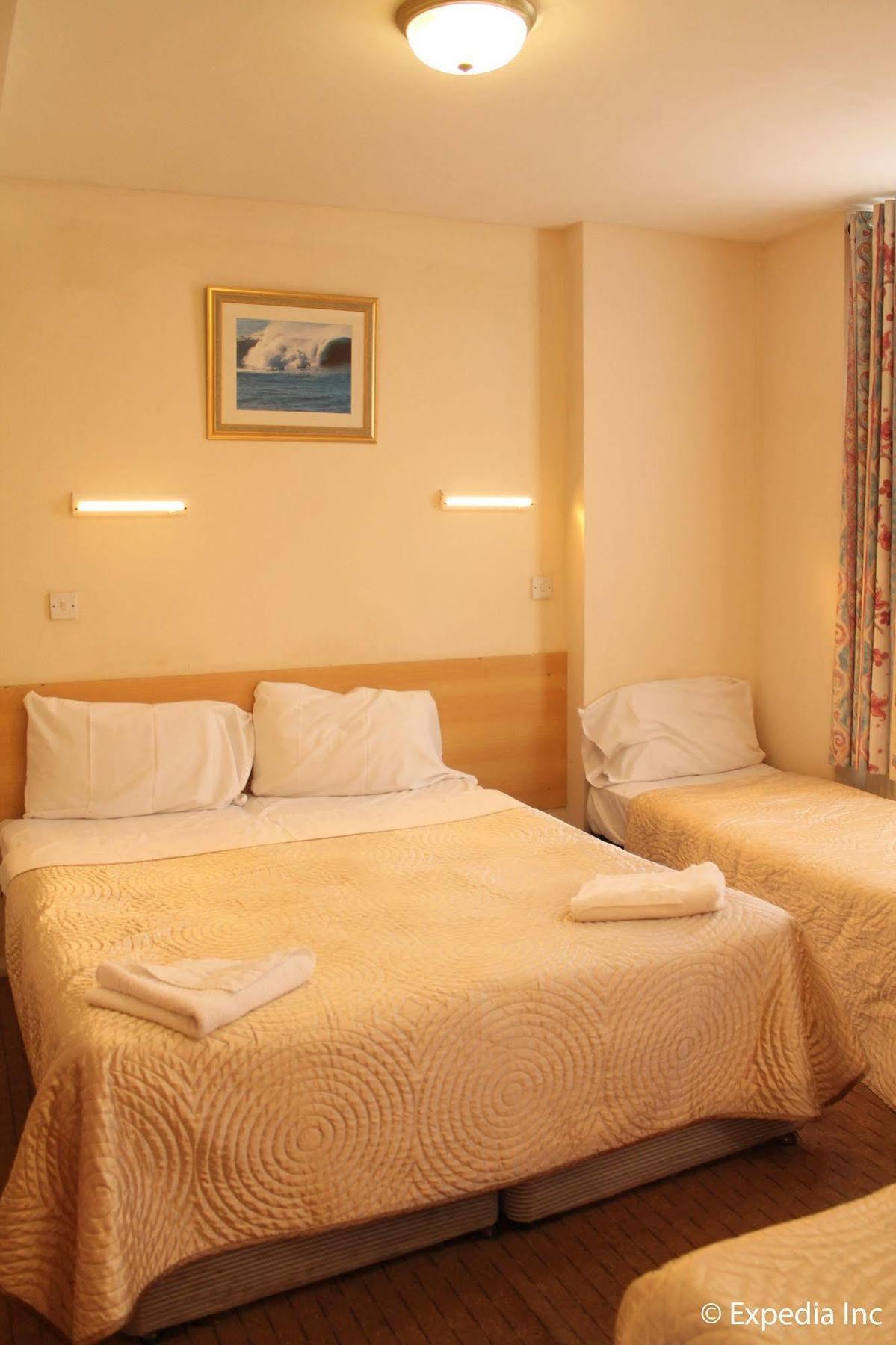 Hotel Romanos 2*