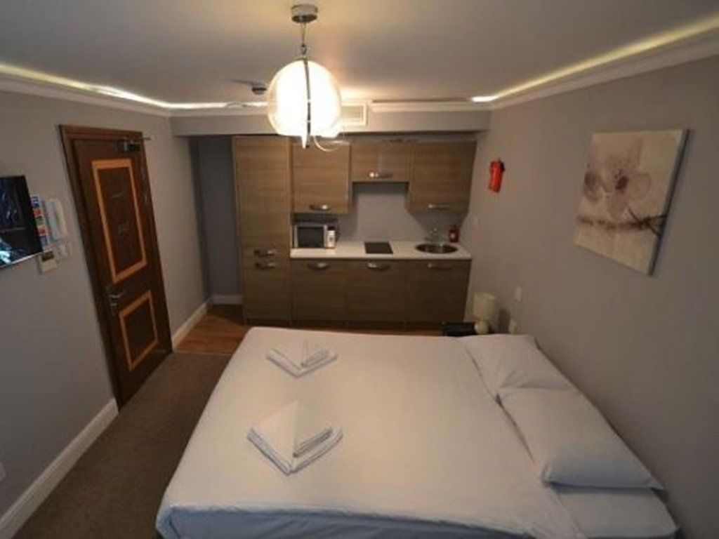 Hyde Park Superior Apartment