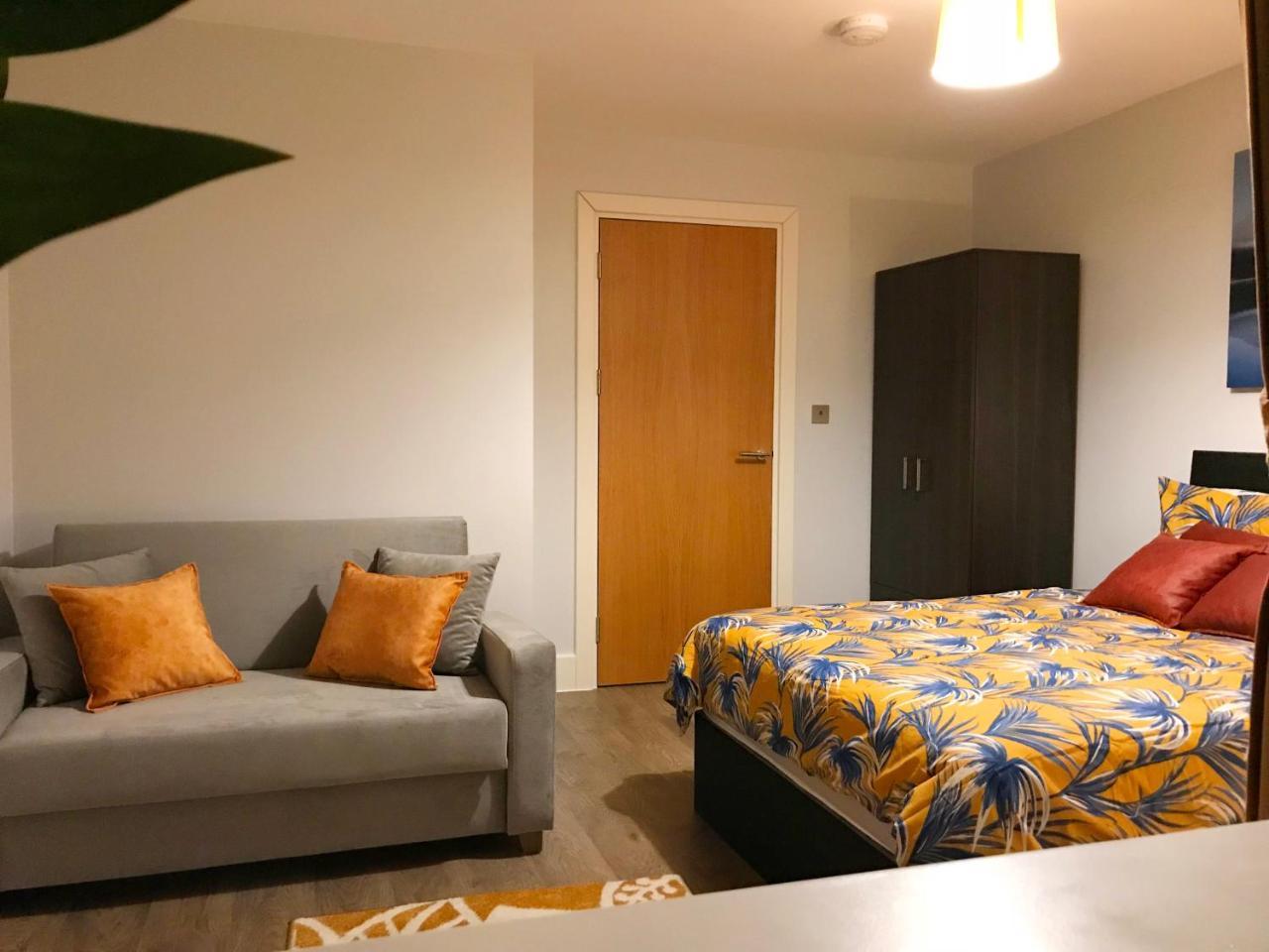 Elegant Plus Aparthotel London