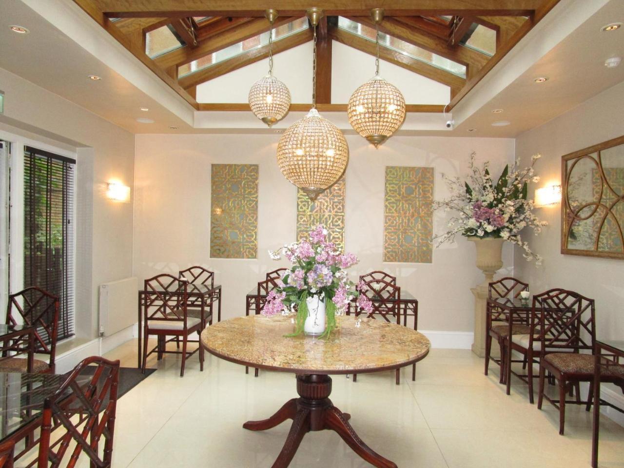 Twenty Nevern Square Hotel 4*