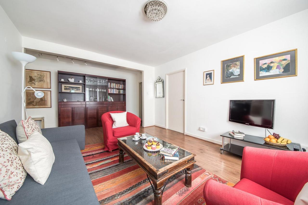 Elm Park Gardens Apartment London
