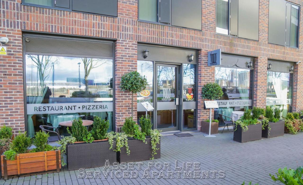 Apartment Pontoon Dock Key Workers *