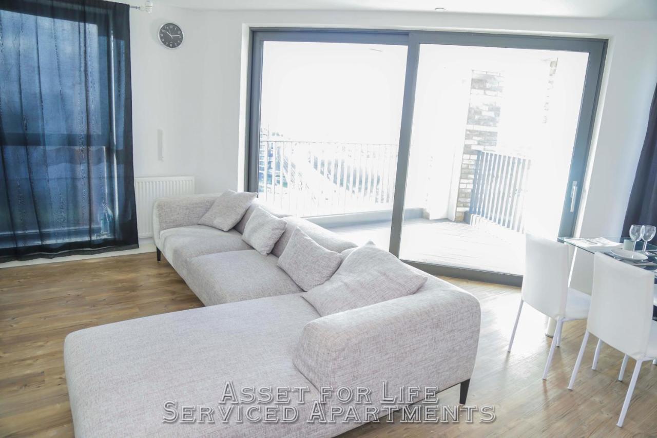 Pontoon Dock Key Workers Apartment London