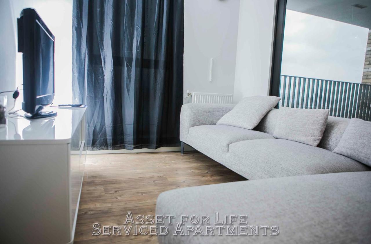 Pontoon Dock Key Workers Apartment London