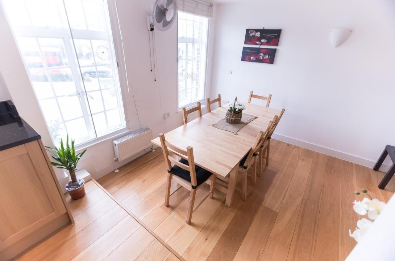 Luxury Stockwell Apartments *