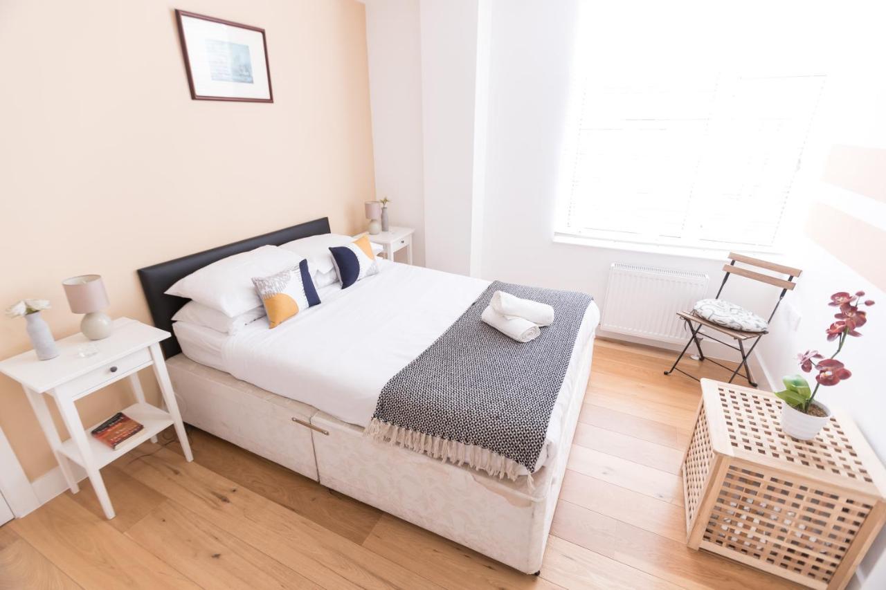 Apartment Luxury Stockwell Apartments London