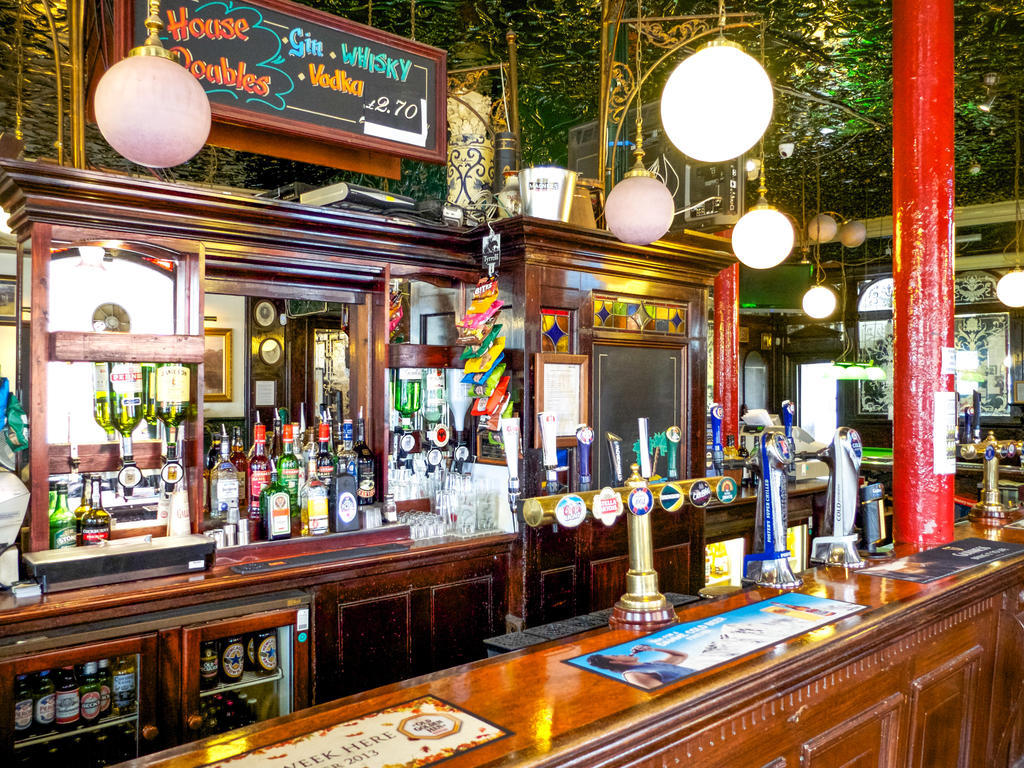 Beaconsfield Inn