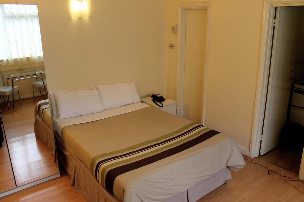 Palace Court Apartment London