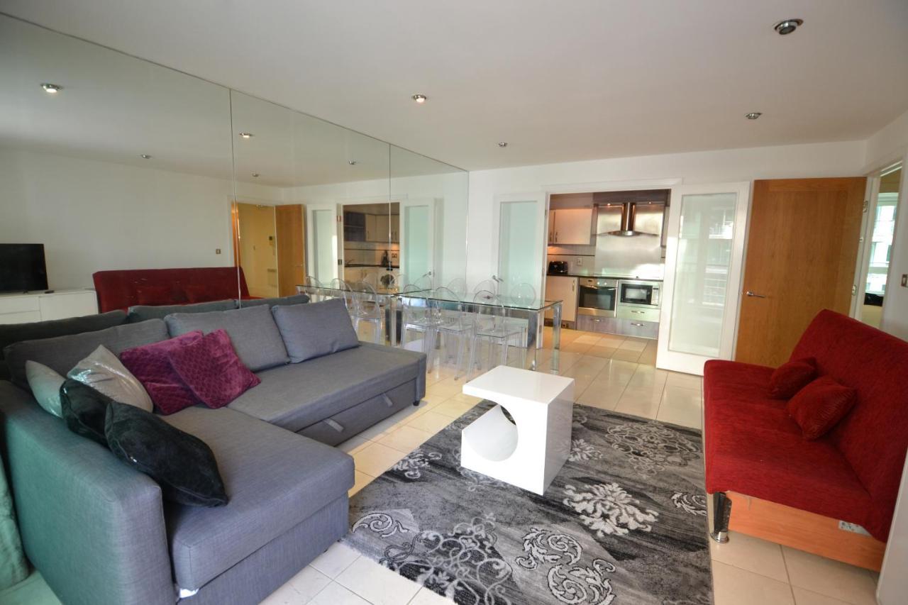 The Riverside Apartment *