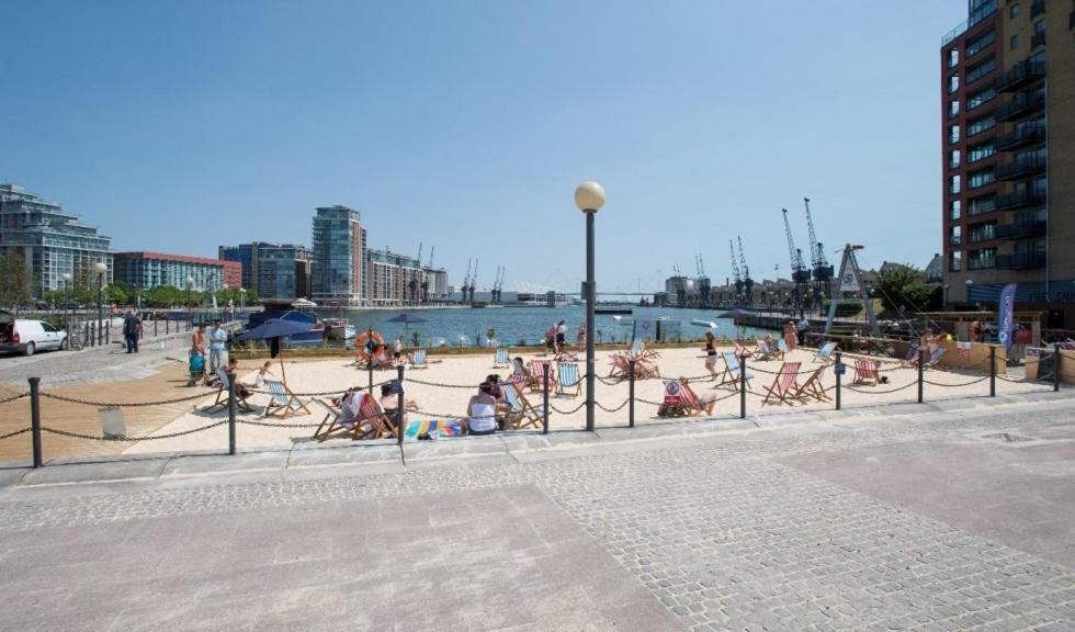 Excel Waterfront Apartments Apartment London