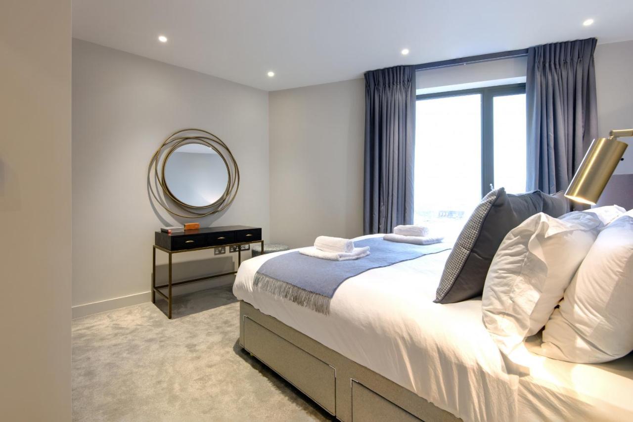 Apartment Deluxe Victoria Close To Buckingham Palace By Underthedoormat London