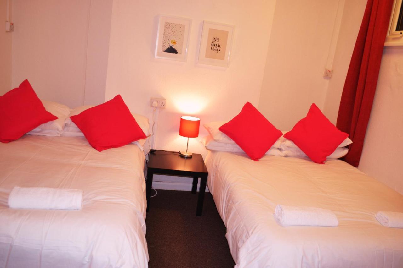 Hotel The Lion Head 2*