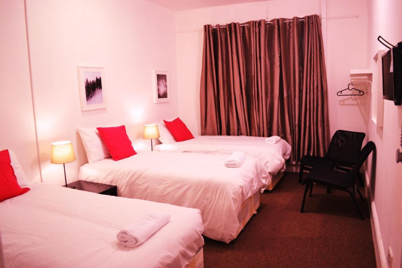 The Lion Head Hotel 2*
