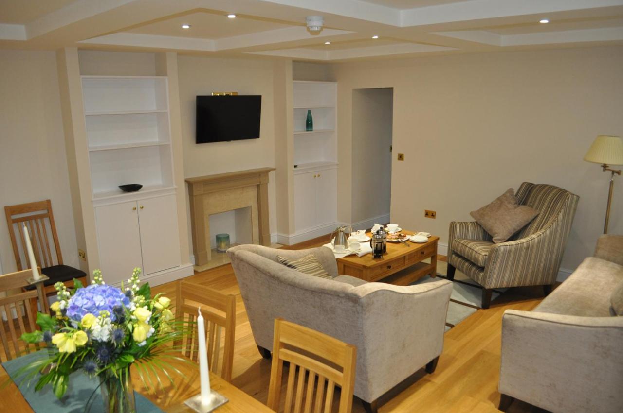 170 Queen's Gate *