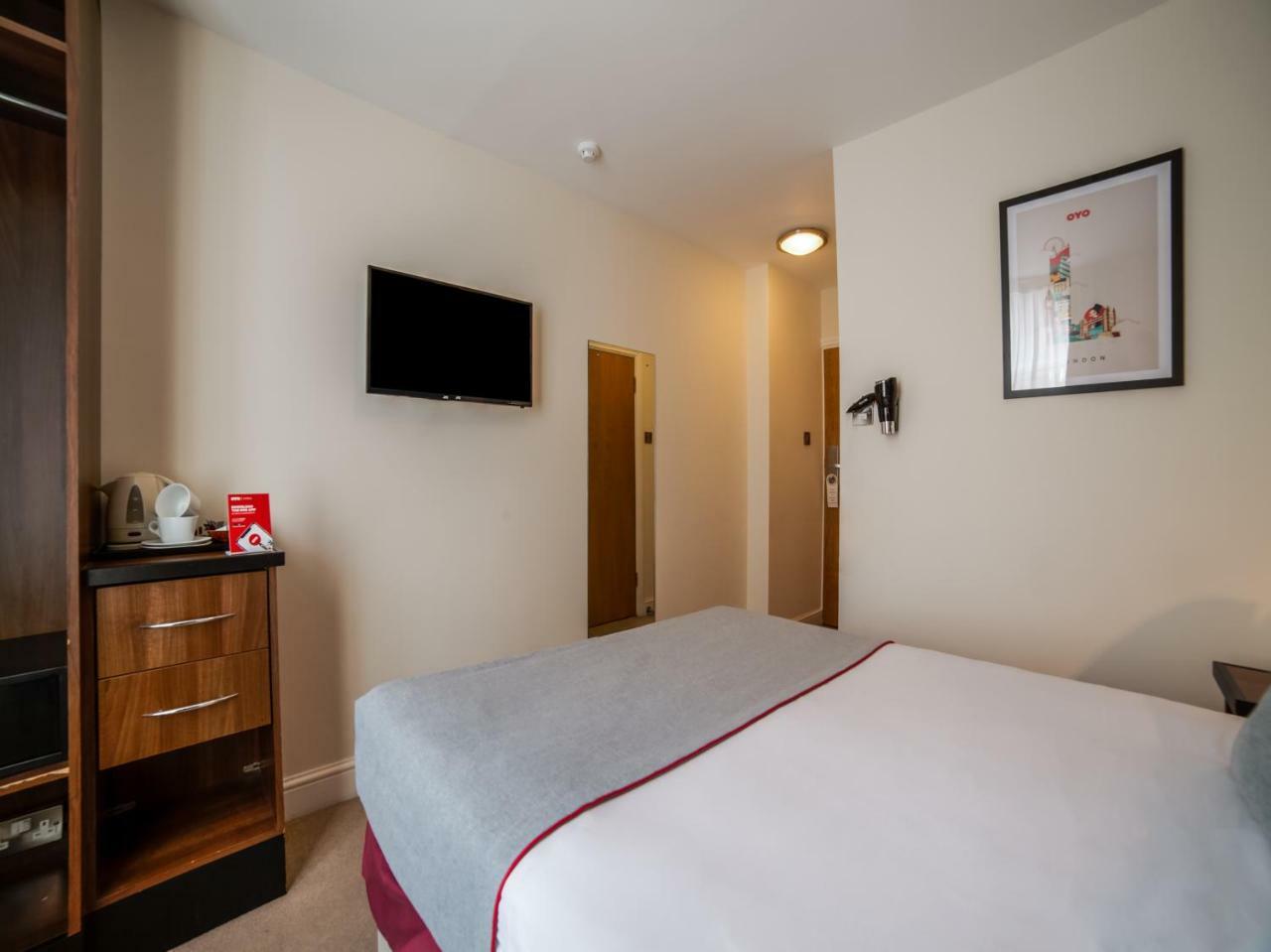 Elysee Hyde Park Hotel
