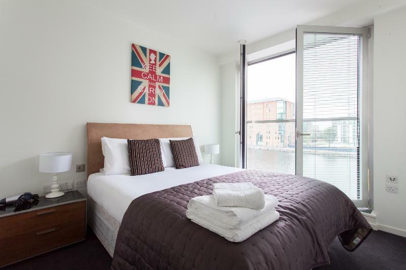 Baltimore Wharf 2* London