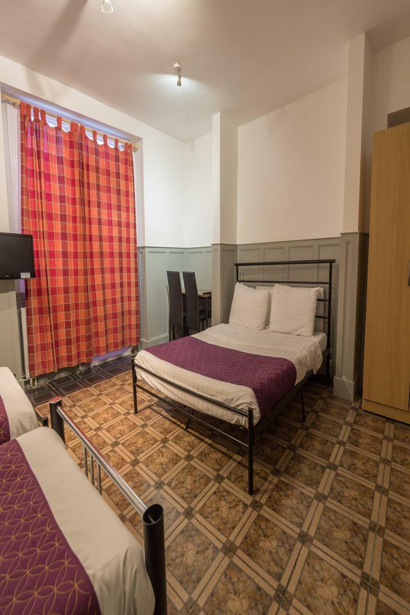 Hotel Oyo Kings 3*