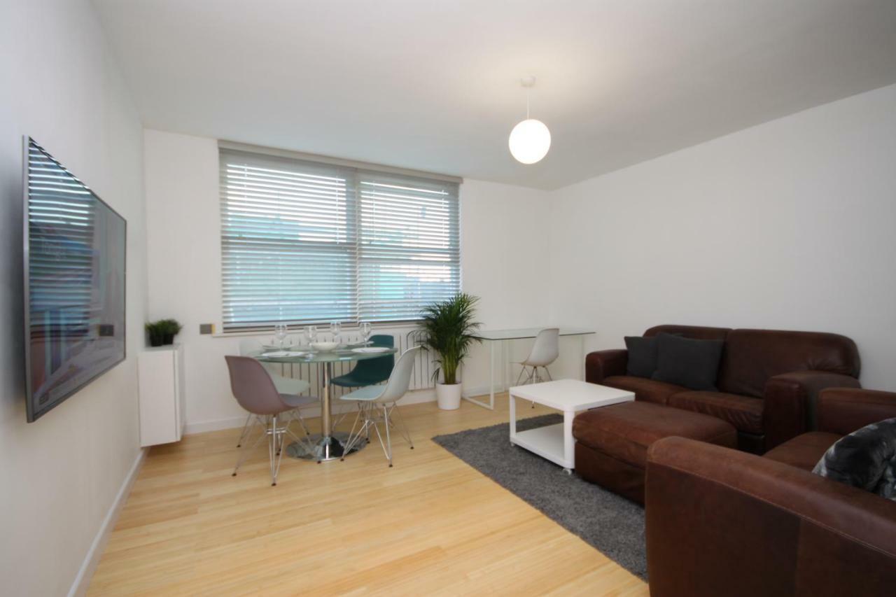 Camden Town Spacious 2 Bedroom - Sleeps 5 Guests! Apartment London