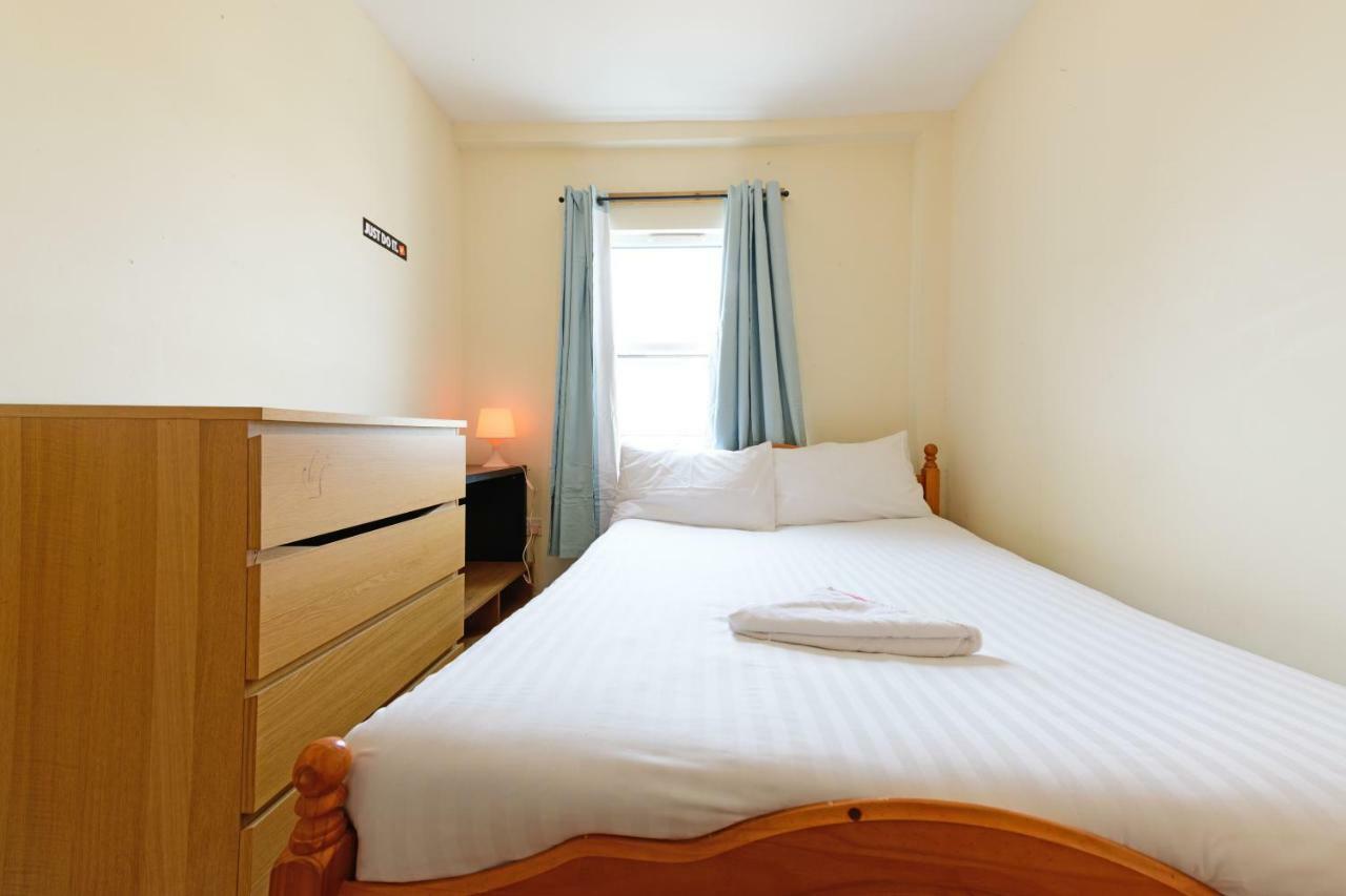 Holiday home Stamford Bridge *