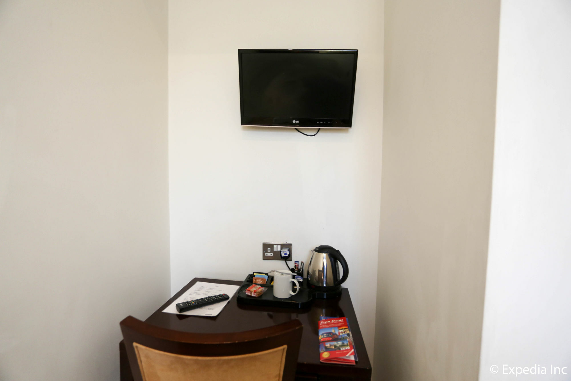 The Kensington 3* London