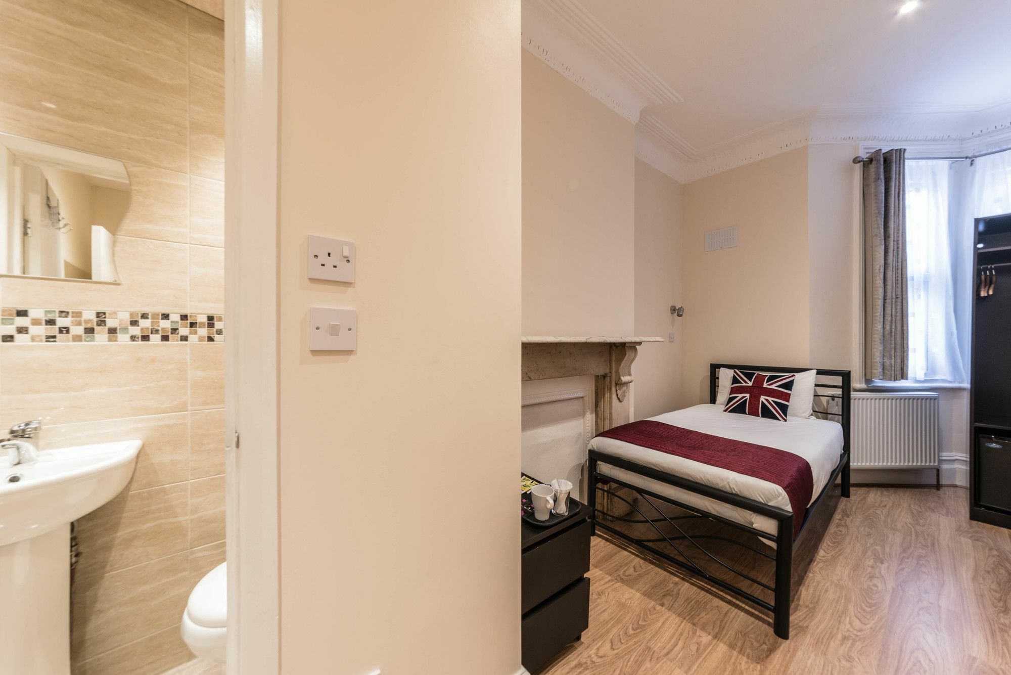 Hellenic By Saba 3* Londres