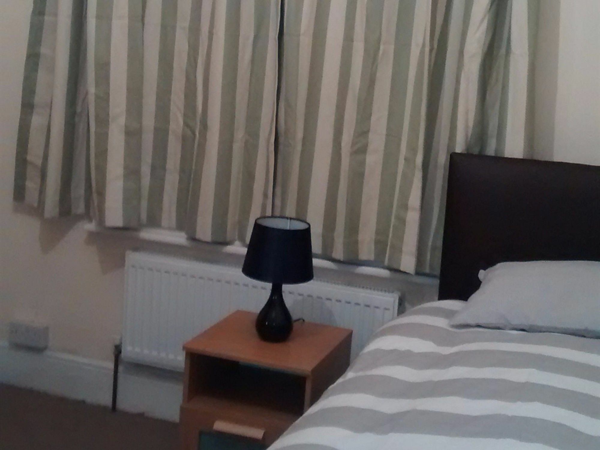 Guest house Acton Lodge Guest House London