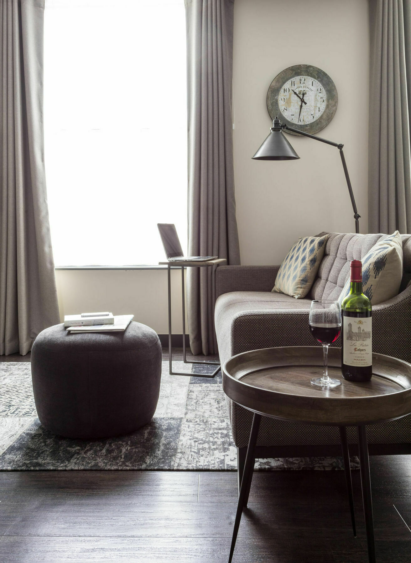 Aparthotel Cove Cannon Street 4*