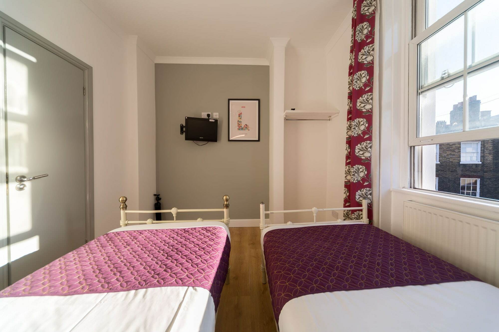 Oyo Kings Hotel