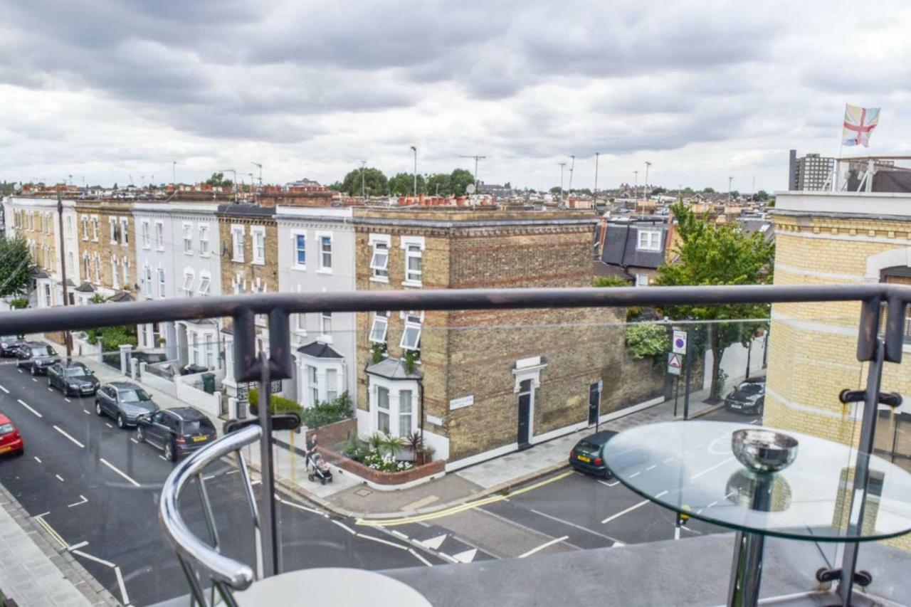 Luxurious With Balcony