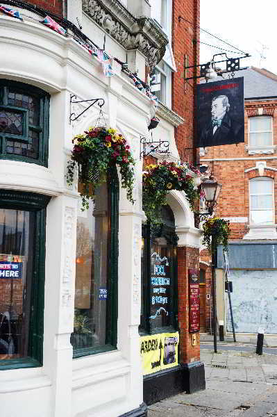 Beaconsfield Inn London