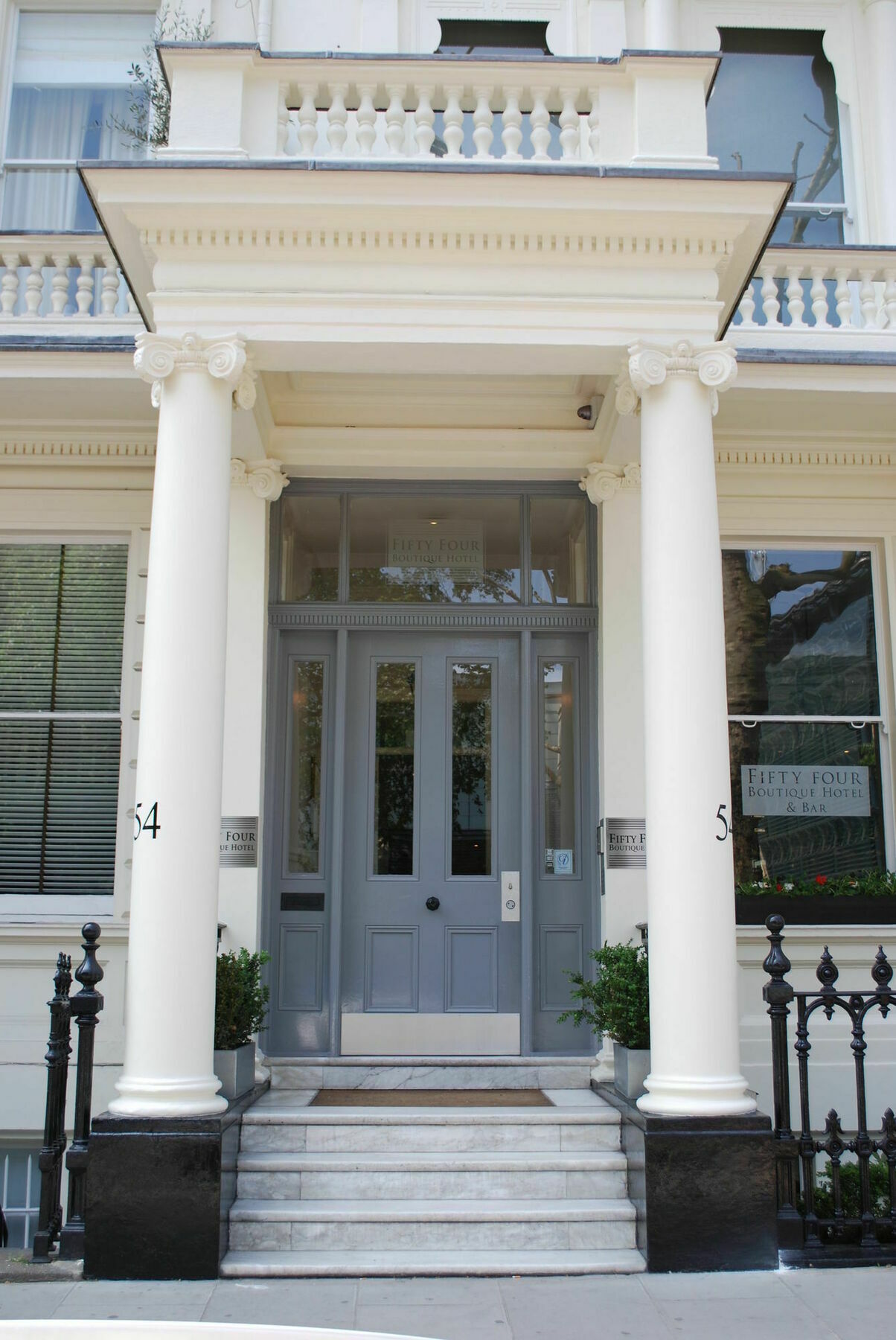 Hotel Fifty-four Boutique
