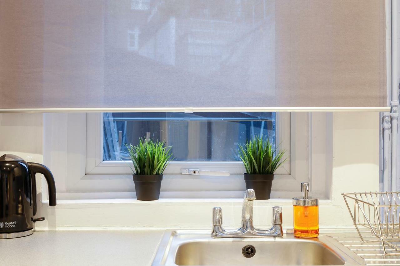 Central Apt In Warren Street London