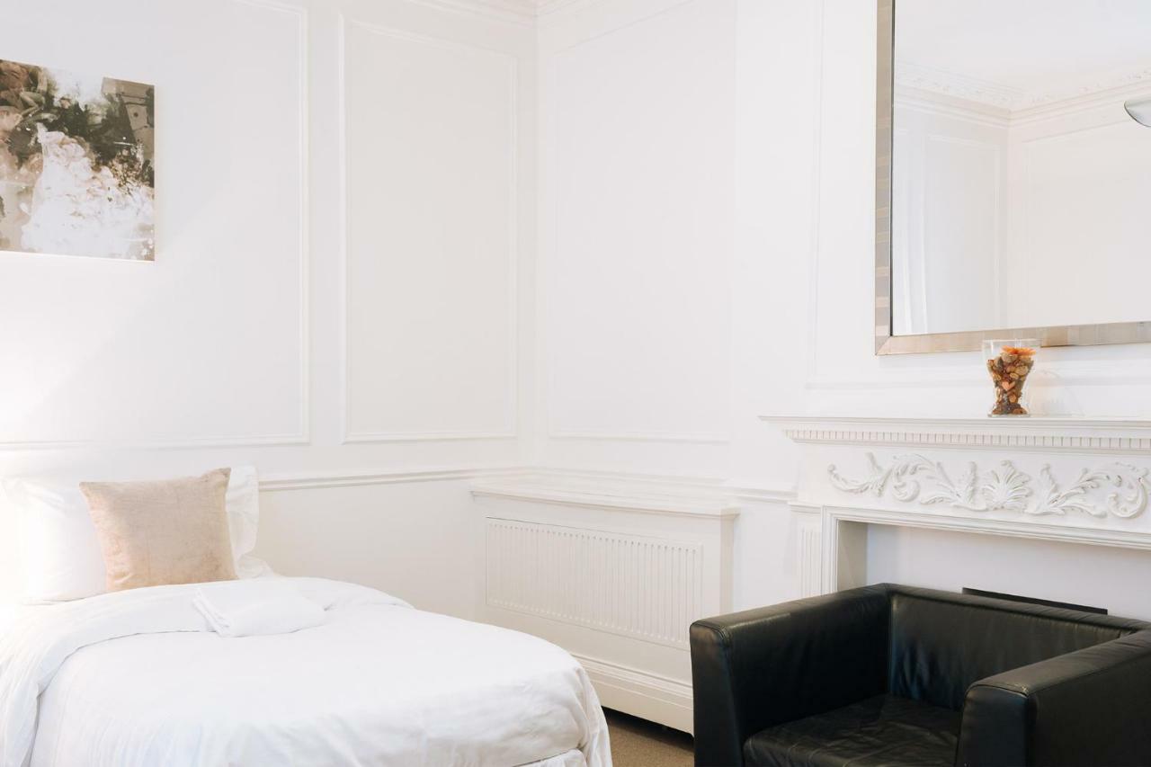 Casa de hóspedes Mayfair 4*