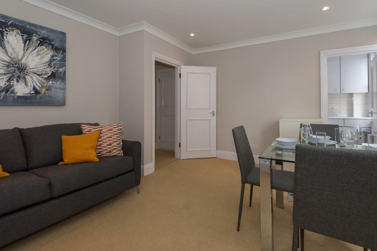 One Bedroom High Street Kensington London