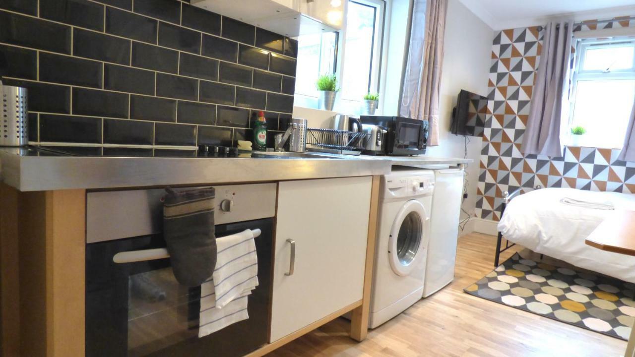 Absolute Battersea Apartment