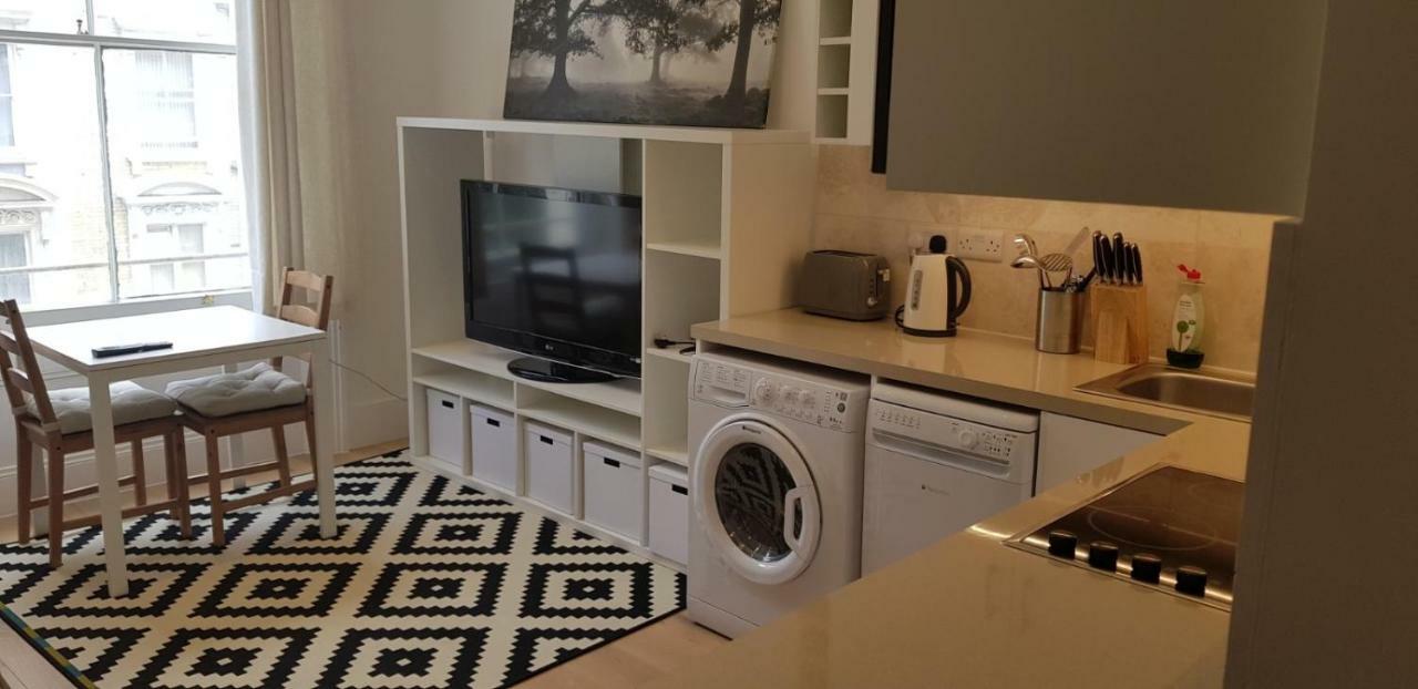 Luxury One Bed Next To Hyde Park Apartment