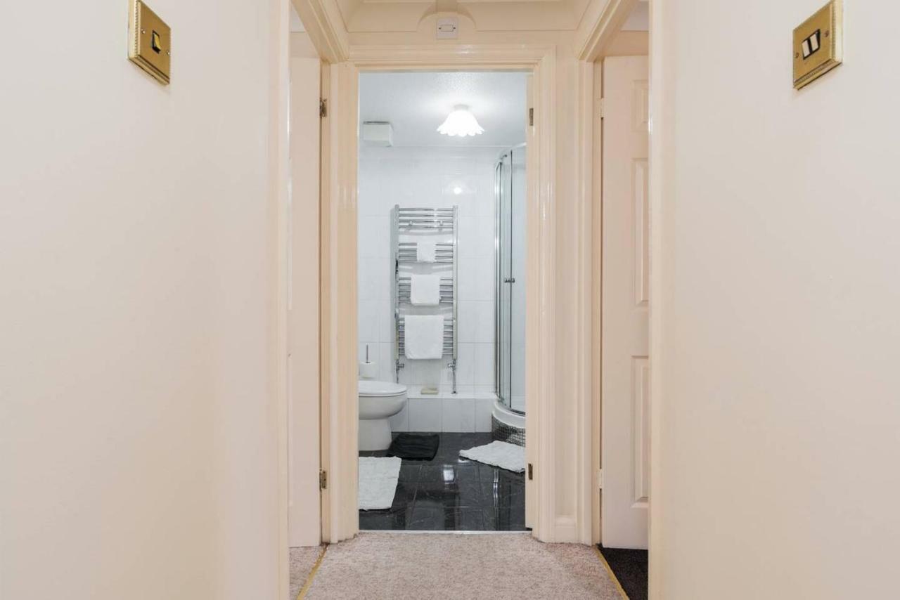 Apartment 1 Bedroom Near Excel London