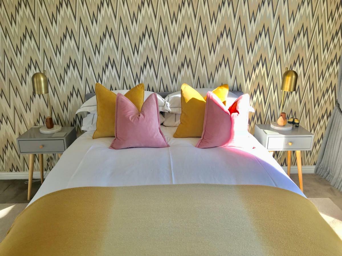 Bed & Breakfast Arments Court London