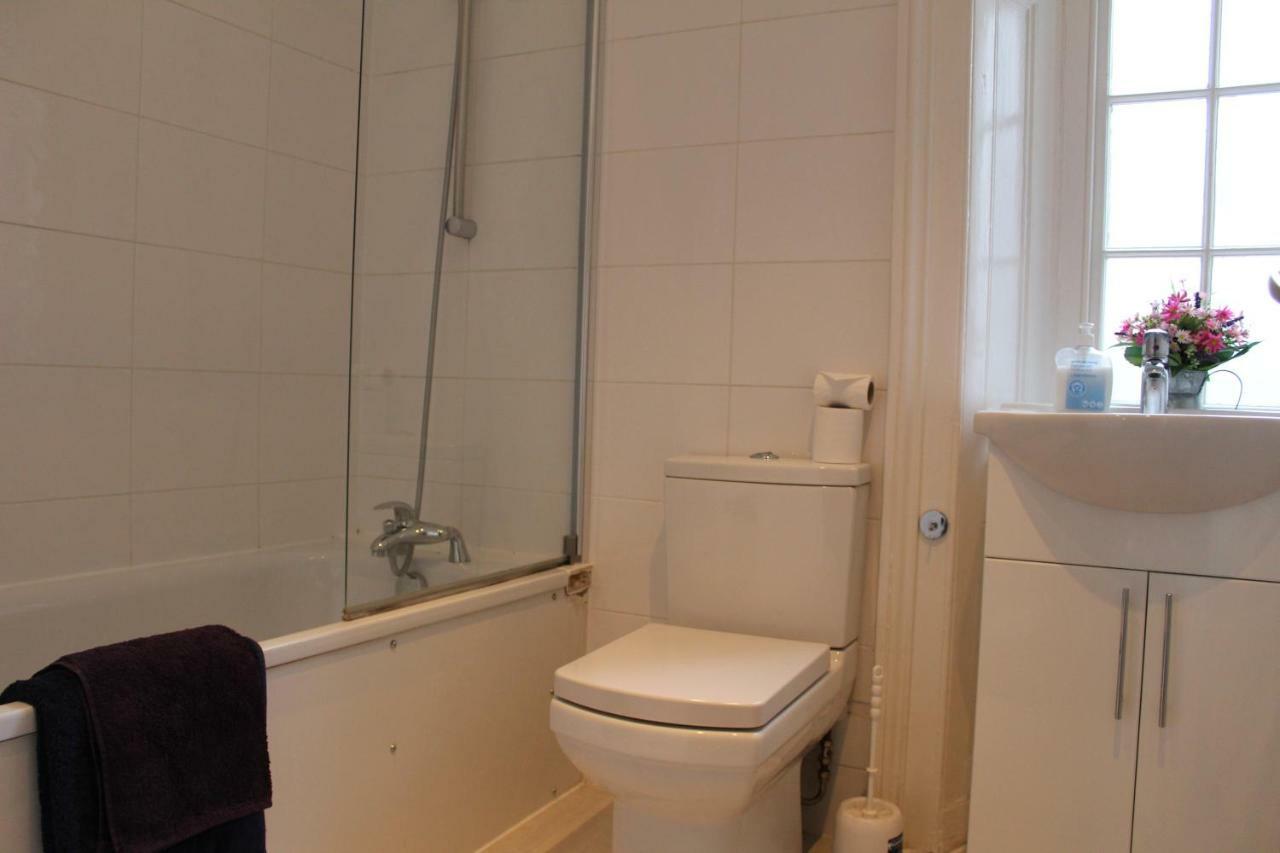 Super Flat In The Heart Of Westminster Apartment *