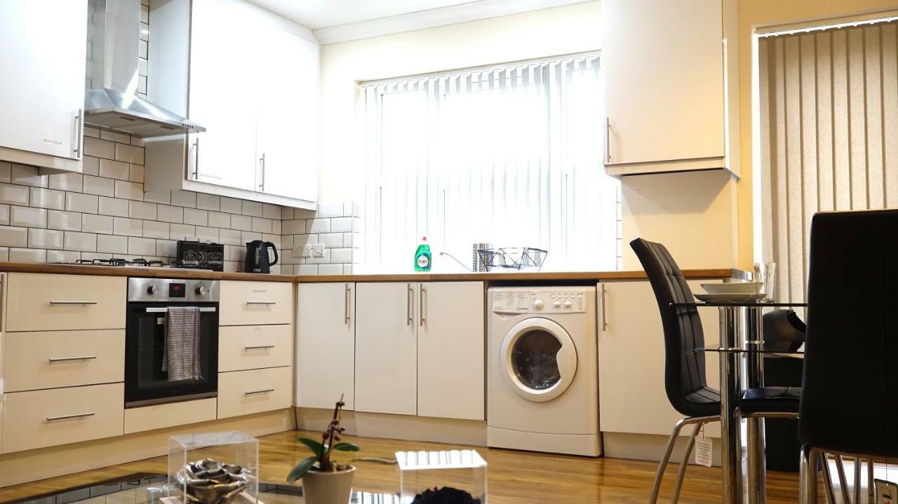 Heathrow Ensuite Rooms- Auto Check In