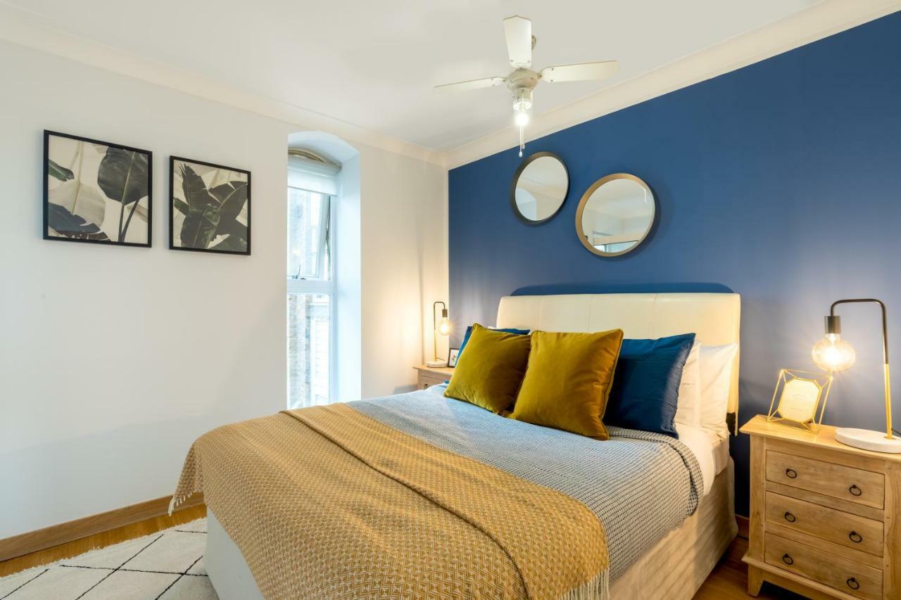 One Bed Serviced Near Millenium Bridge Apartment