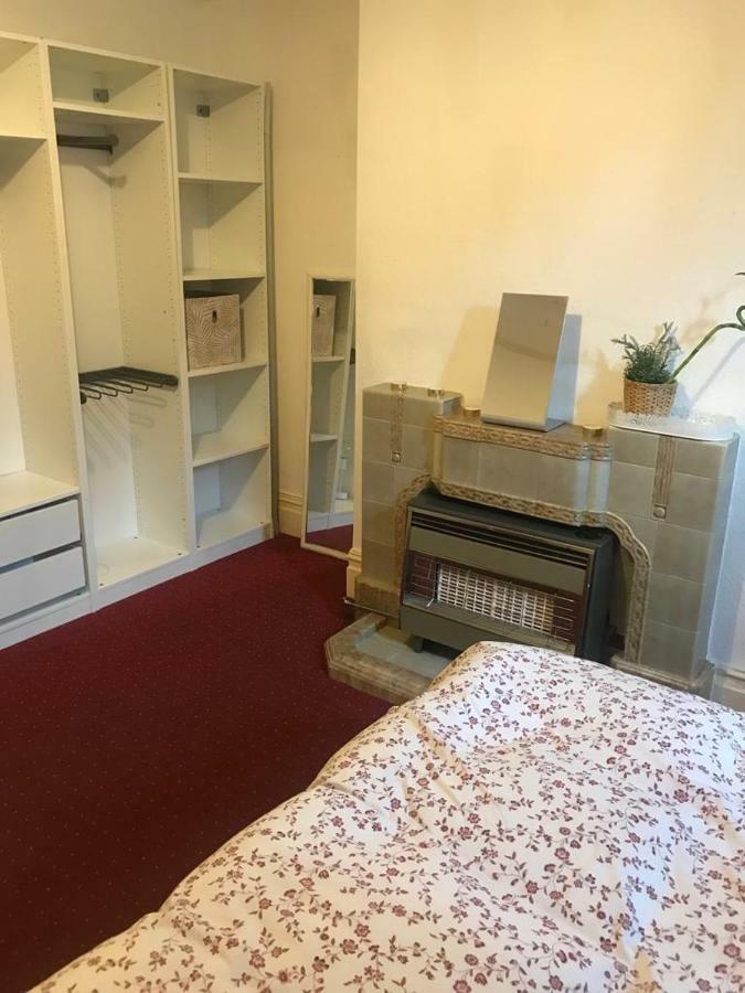 White House Walthamstow Bed & Breakfast