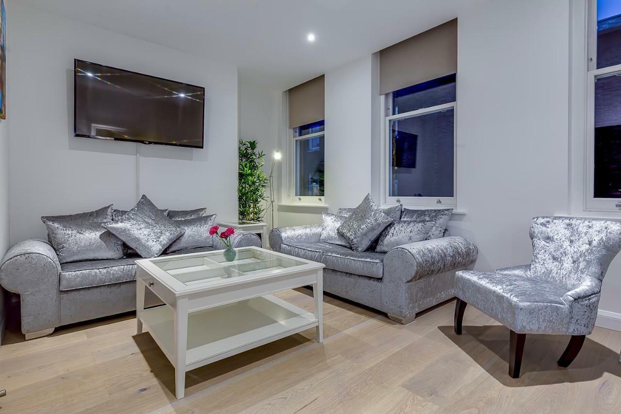 Charles Dickens, Tate Modern Apartment London