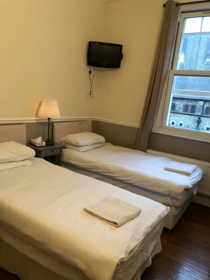 Tourian Lounge Hotel Acomodação com café da manhã  Londres