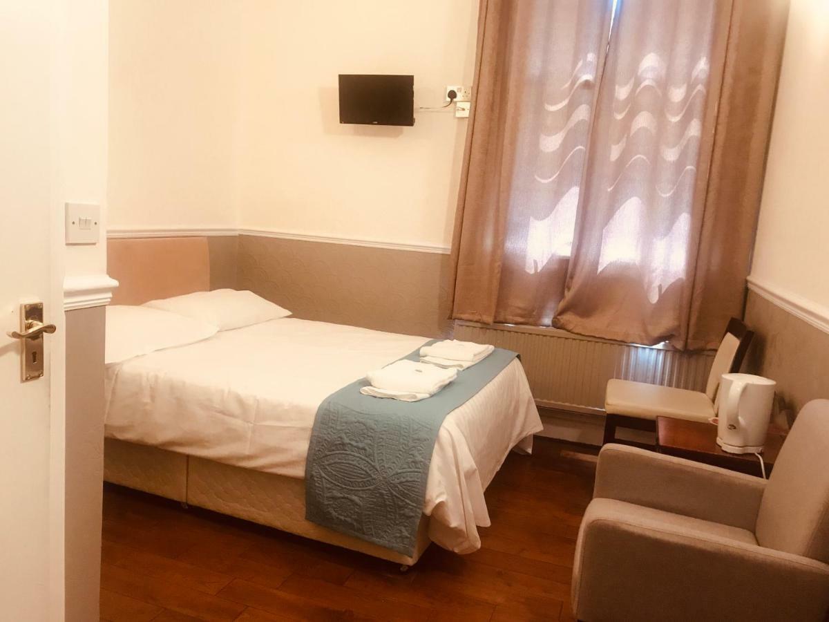 Acomodação com café da manhã  Tourian Lounge Hotel Londres