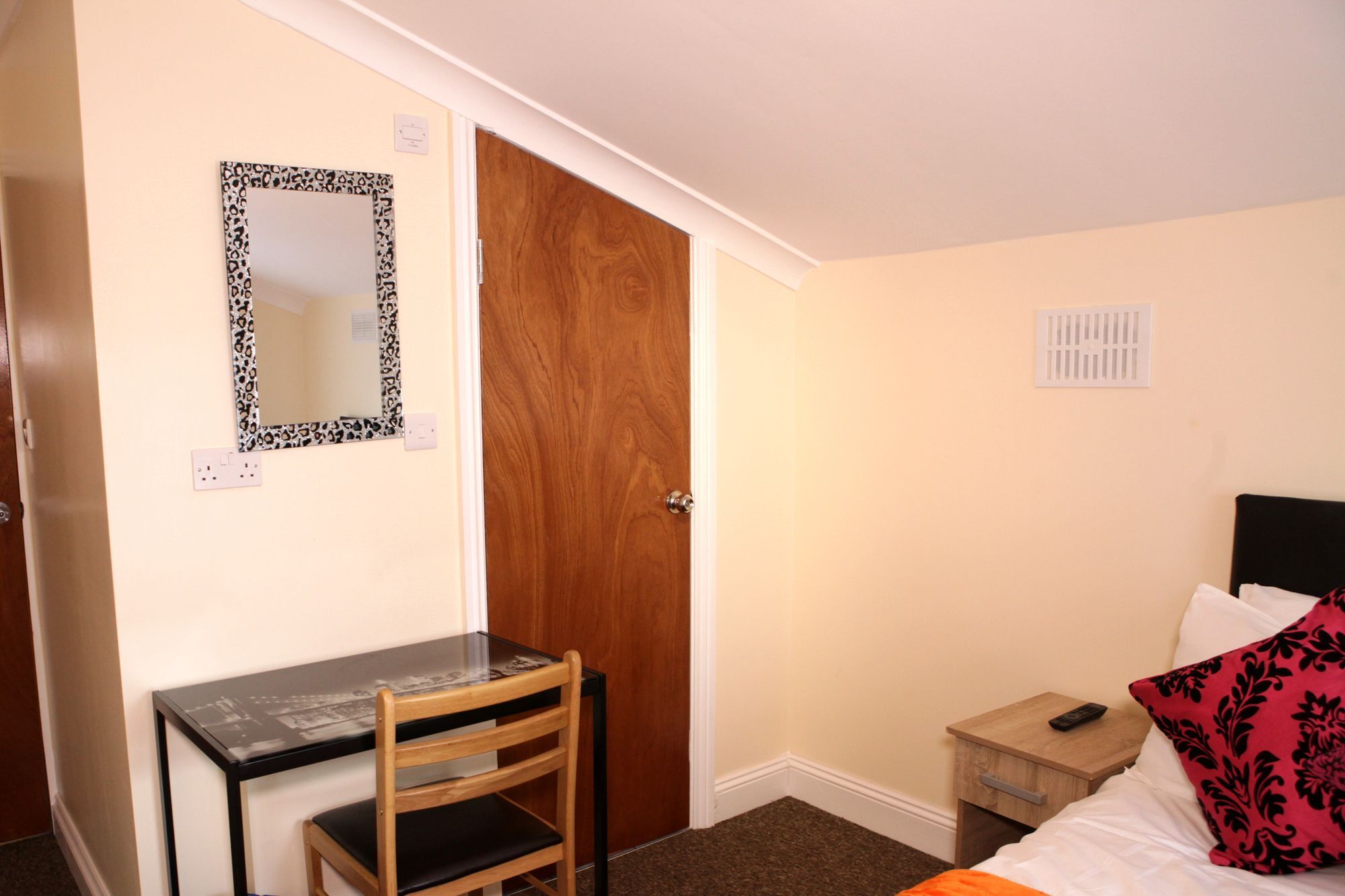 The Hub Hotel 3*