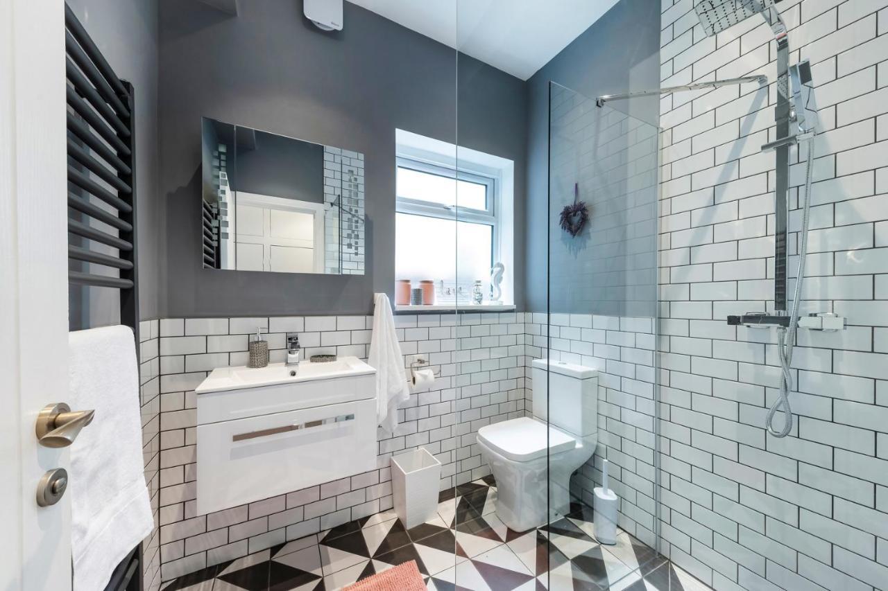 Apartment Lovely Modern - Fast 100mbps Wifi - Netflix *